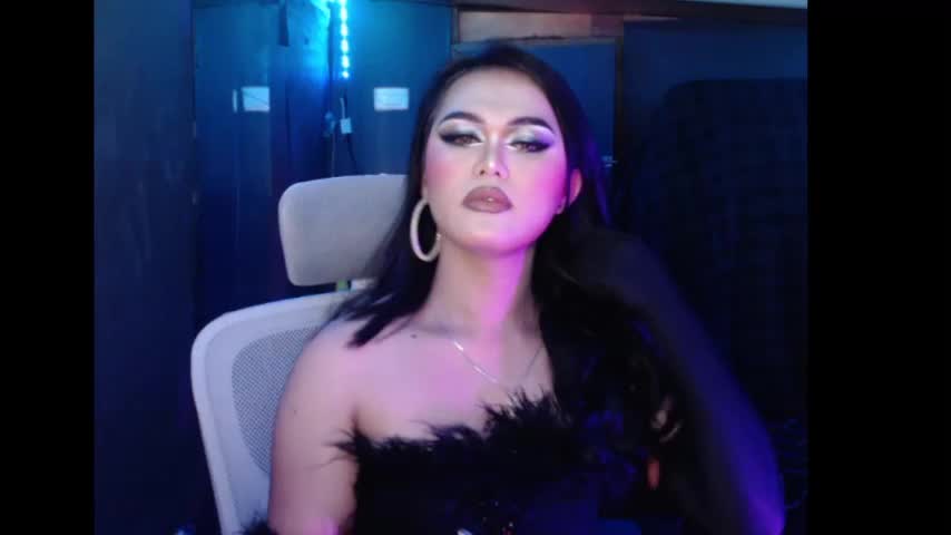 Queen Kylie's Live Cam