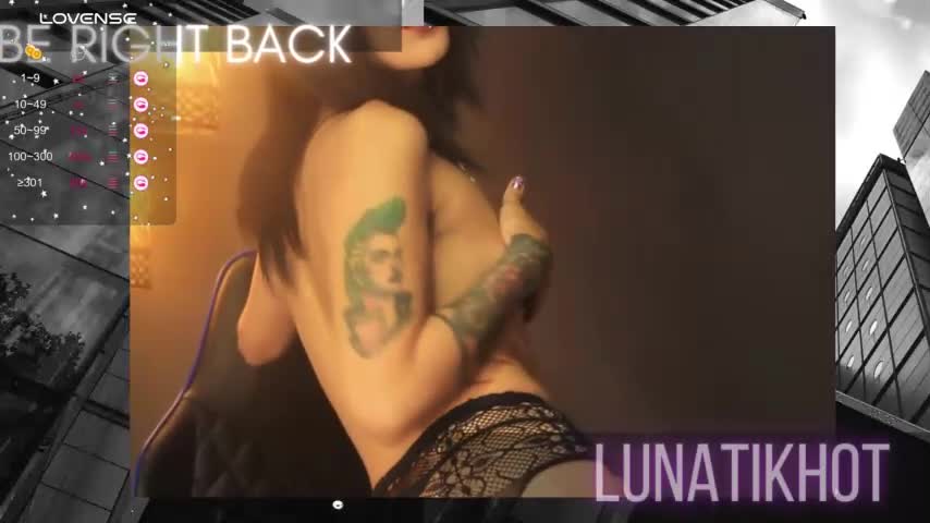 Luna's Live Cam